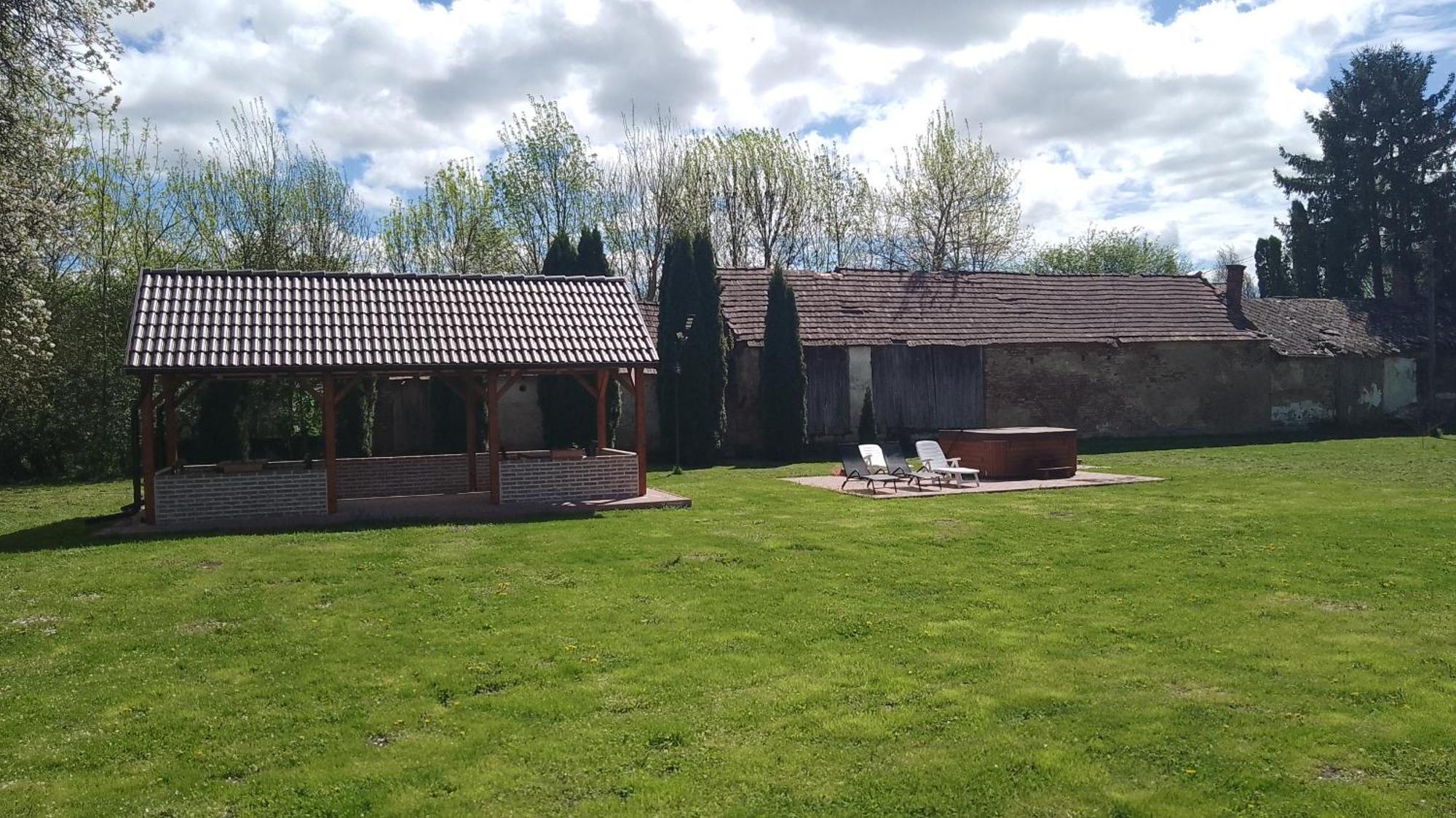 Almafas Vendeghaz Orseg Villa Kerkakutas Dış mekan fotoğraf